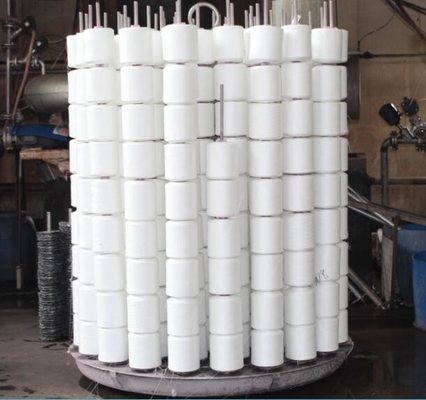 Raw White 100% Spun Polyester Yarn For Sewing Knitting Weaving